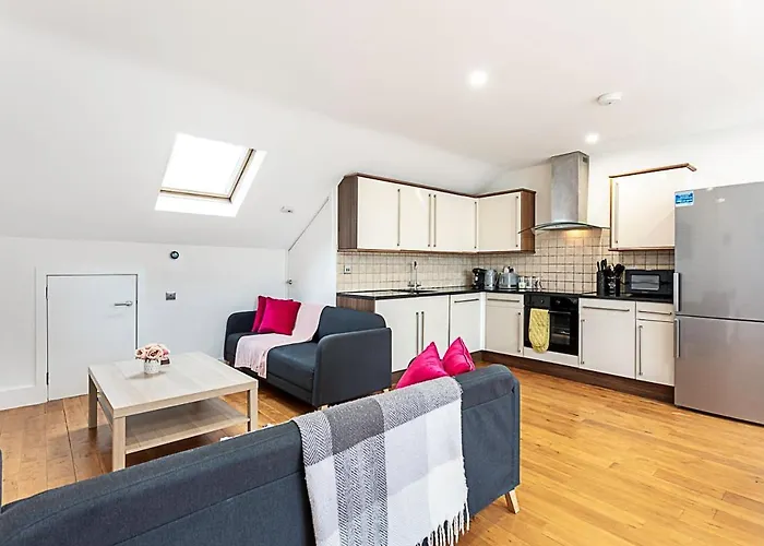 St Johns Hill Penthouse
